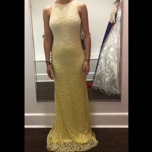 Dance the night away in this gorgeous gown!